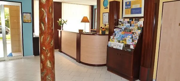 Riviera 호텔