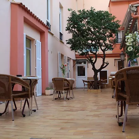 Hotel Riviera 3*