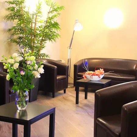 Riviera Hotel 3*