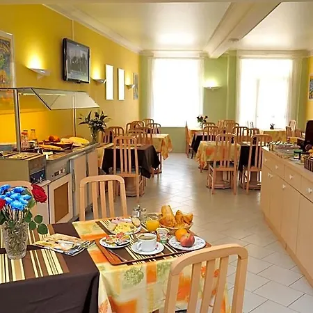 Hotell Riviera