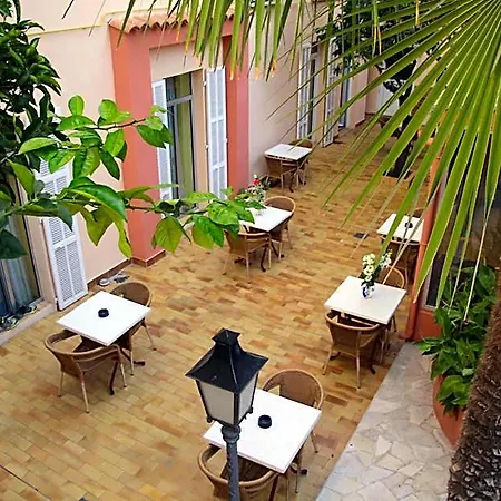 Riviera 3*