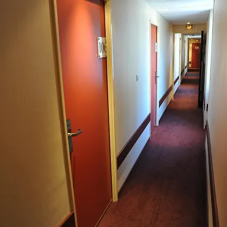 Riviera Hotell